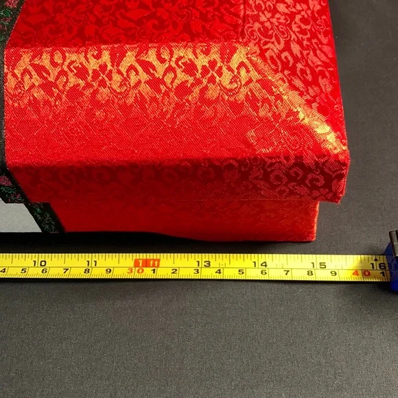 Asian inspired gift box red/white/blue paper lined - Picture 16 of 16